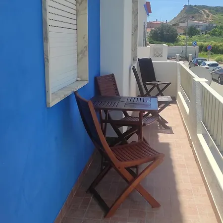 Casa Furtado Holiday home *